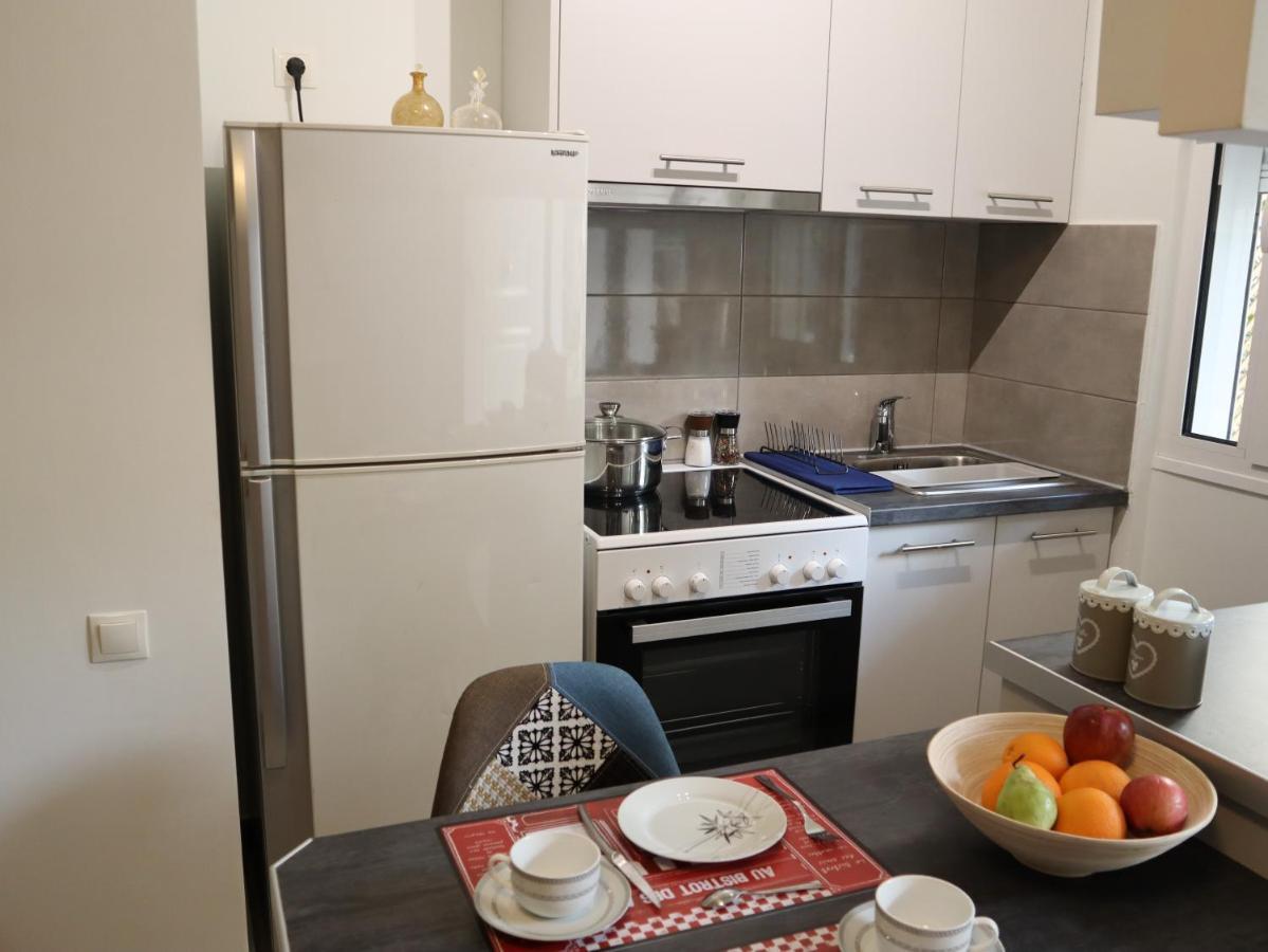 Appartement Nefeli à Athènes Extérieur photo